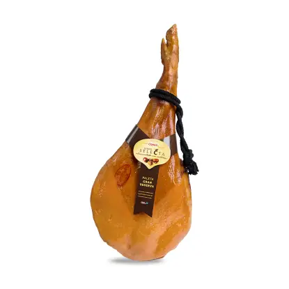 Paleta selecta de castañas Coren con fondo blanco